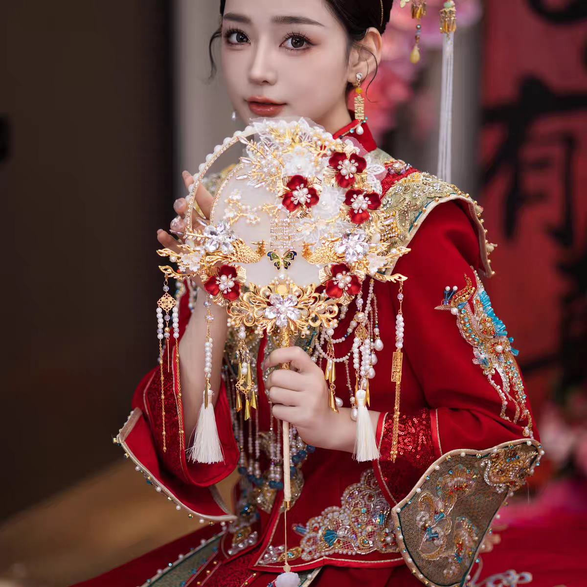 Wedding Fans/. Traditional Chinese embroidery Fans for yourself/Mothers Day/Birthday gift / chrisms