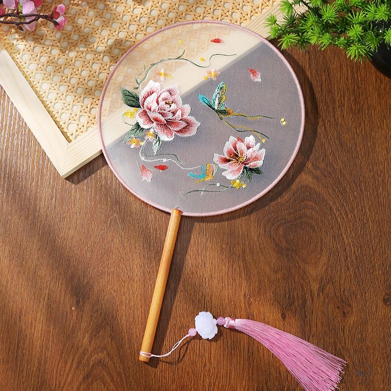 embroidered fans/folding fans