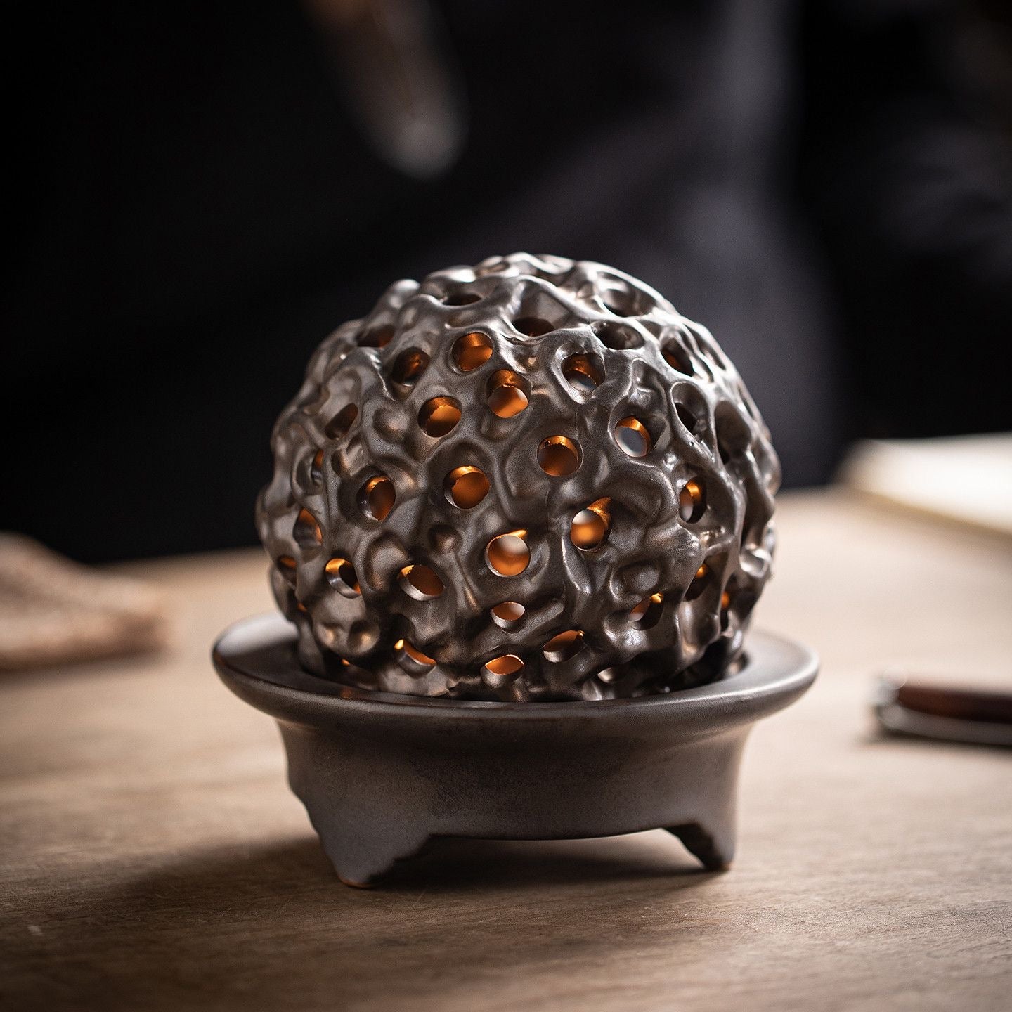 hollow-out ceramic aromatherapy set